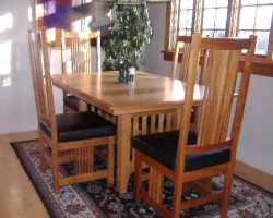Kitchen Table & Chairs